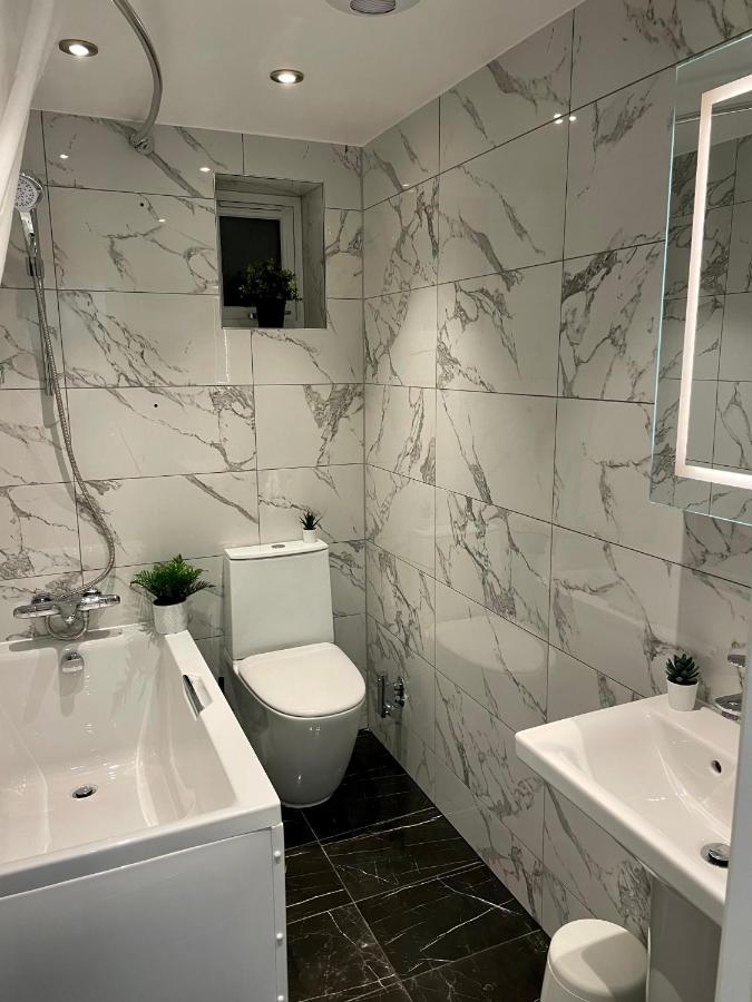 Smart/ Modern One Bedroom Flat Purley Eksteriør bilde